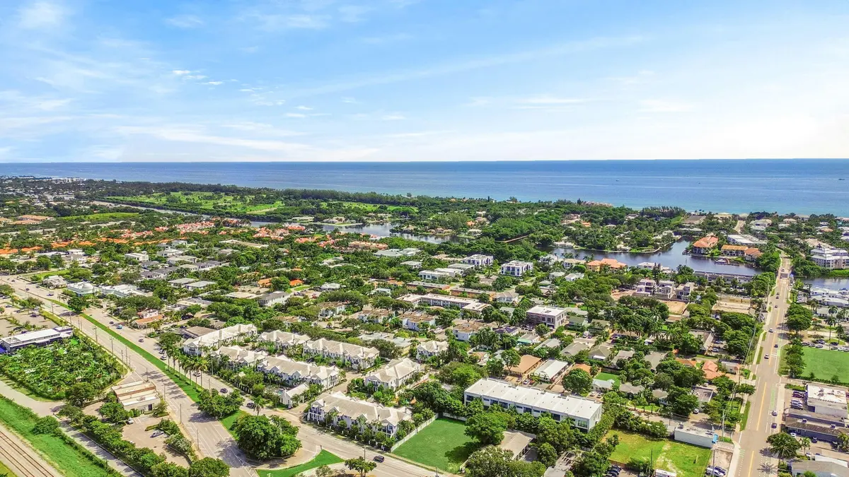 mike5 at 905 NE 6TH Avenue, Delray Beach