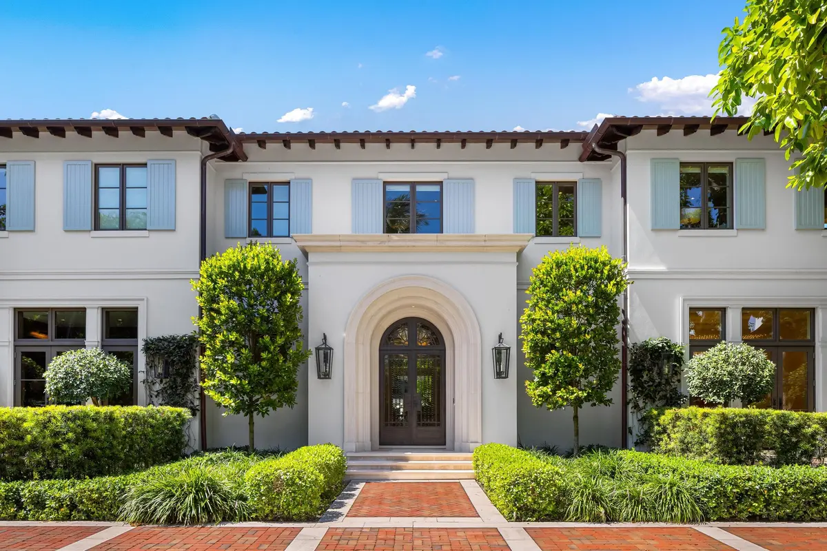 Entrance at 220 Jungle Road, Palm Beach