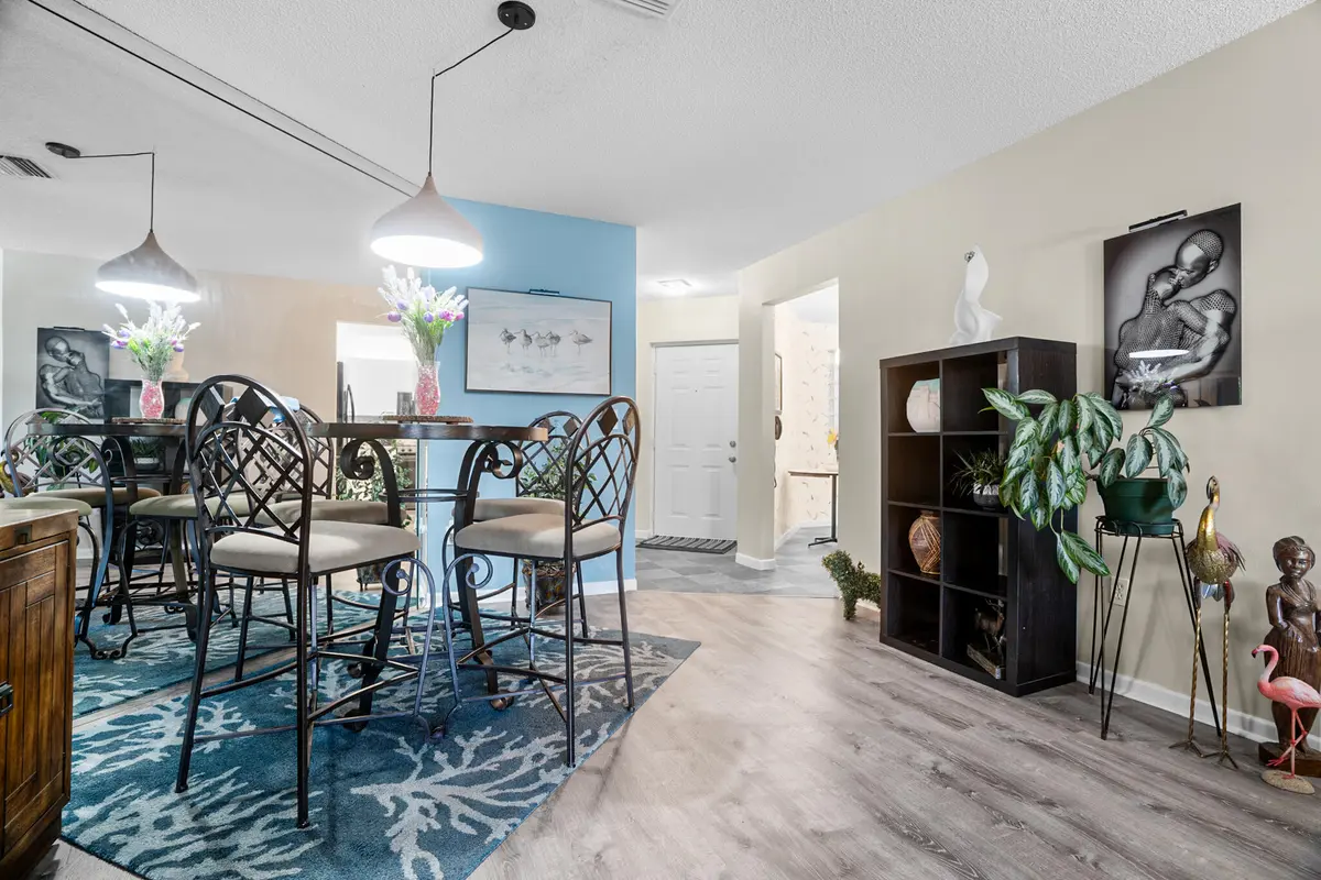 09_Dining at 4161 Coral Tree Circle 261, Coconut Creek