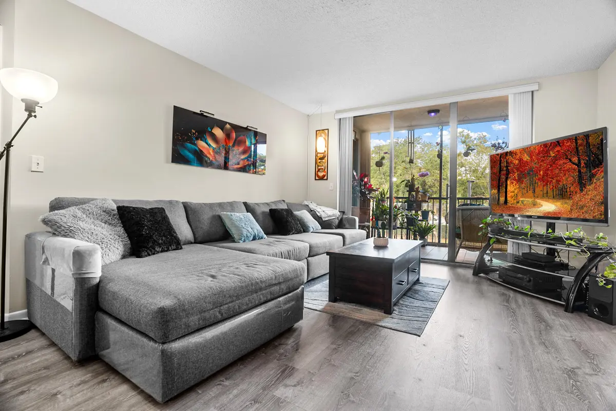 11_Livingroom at 4161 Coral Tree Circle 261, Coconut Creek