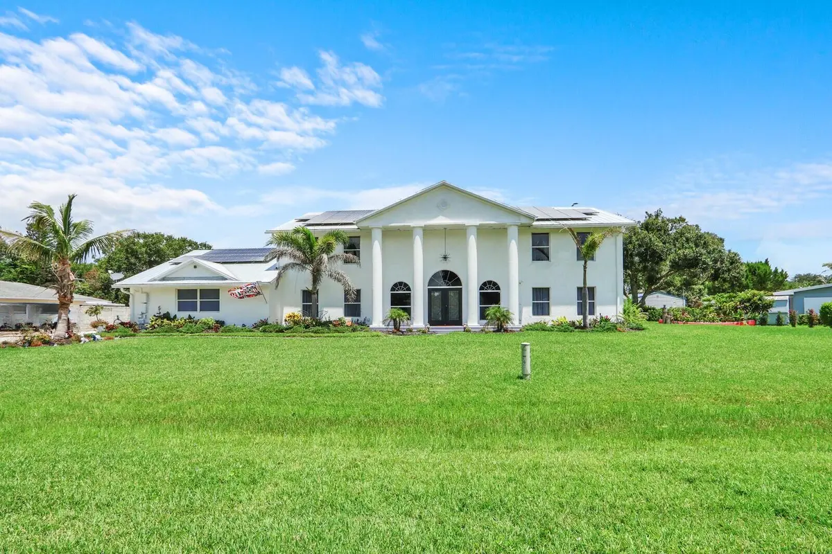 Welcome Home! at 8704 CITRUS PARK Boulevard, Fort Pierce