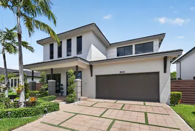 9023 NW 161ST Terrace, Miami Lakes – Single Family Residence for sale