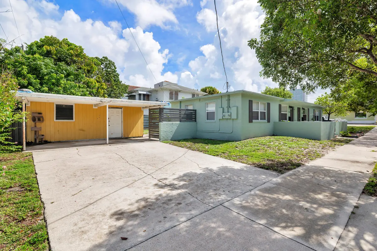 low-6 at 701 New Jersey Street, West Palm Beach