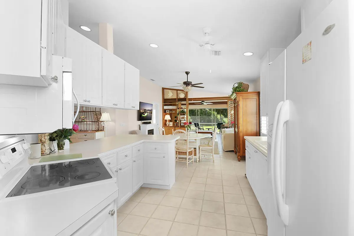 16-web-or-mls-500_8875 at 8016 SE Peppercorn Court, Hobe Sound