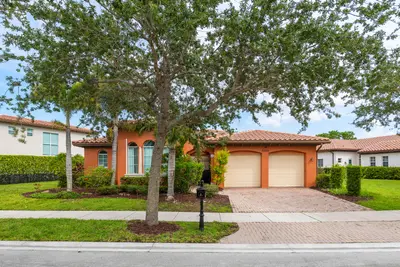 8269 NW 124th Terrace, Parkland – leased