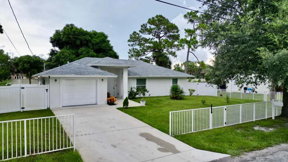 6539 Alexander Road, West Palm Beach, FL – photo 2