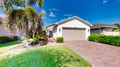 10049 SW Indian Lilac Trail, Port St. Lucie – sold