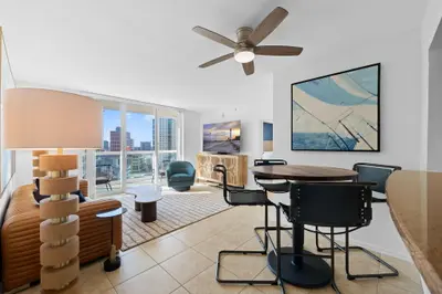 347 N New River Drive 1808, Fort Lauderdale – Condominium for sale