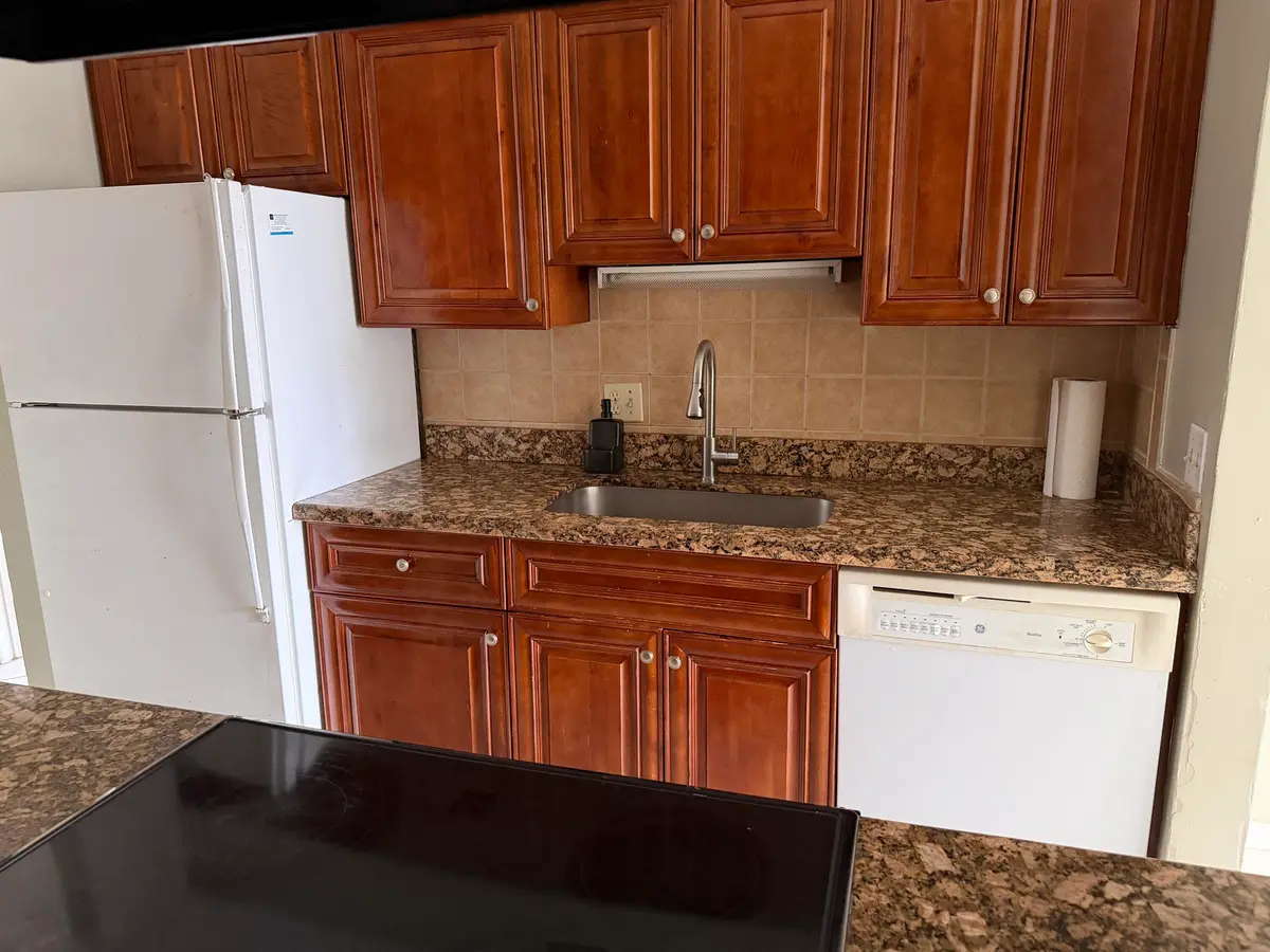 Kitchen at 2307 N CONGRESS Avenue 17, Boynton Beach