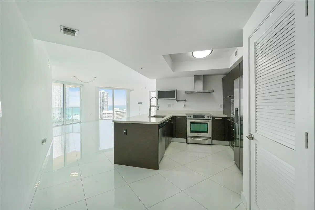 20250910154247950124000000-o at 200 SUNNY ISLES Boulevard 2-1701, Sunny Isles Beach