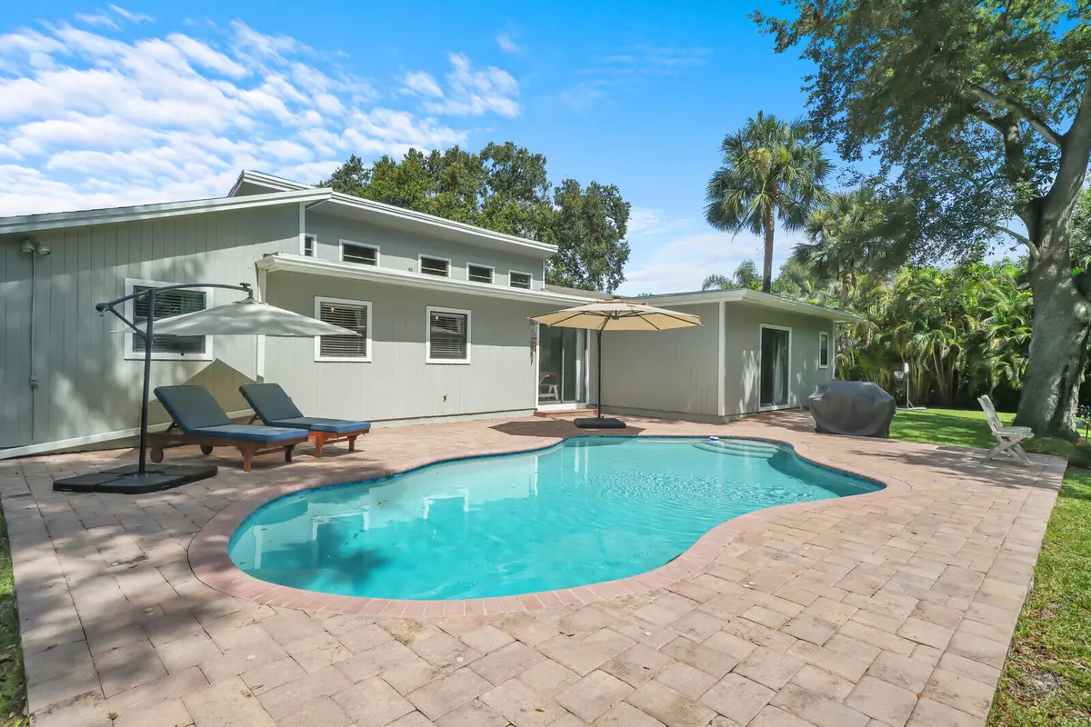 pool 17644 at 17644 ALEXANDER Run, Jupiter Farms