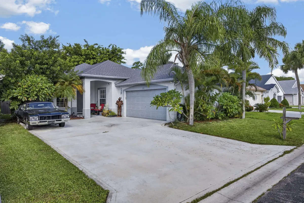 4-web-or-mls-BS1A7520 at 1480 Lake Breeze Drive, Wellington