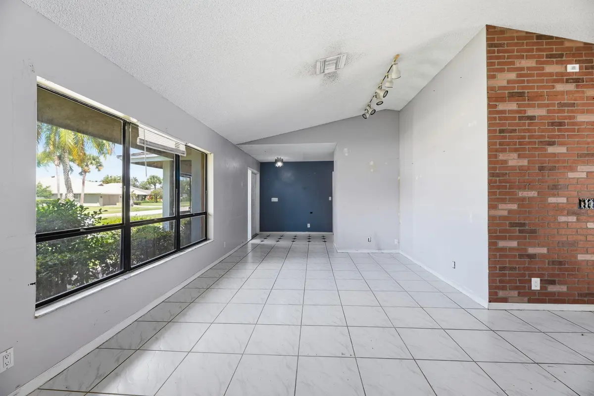 002_ListerPros at 13581 Columbine Avenue, Wellington