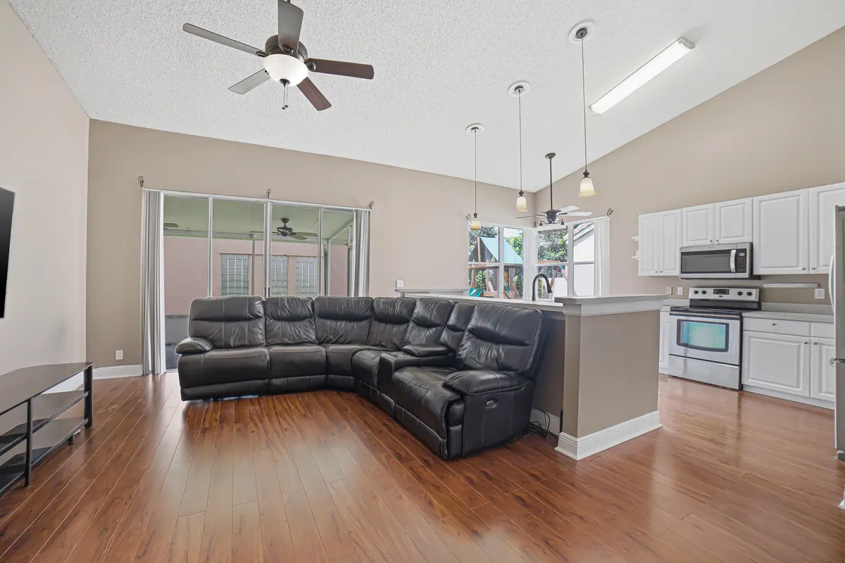 Livingroom at 10682 NW 48TH Street, Coral Springs