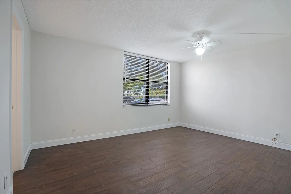 Photo 8 at 109 Lake Emerald Drive 110, Oakland Park