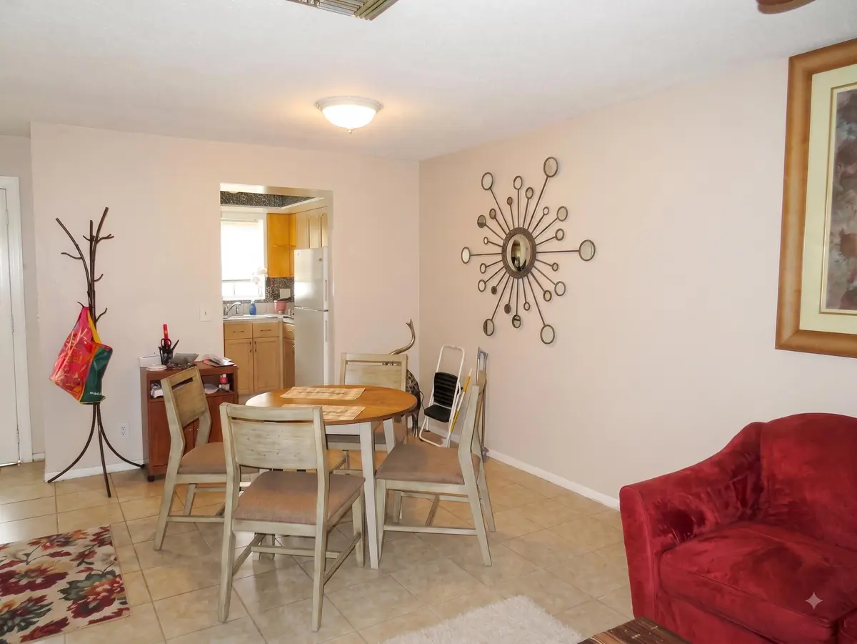 Dining Area at 2971 W Ashley Dr Drive B, West Palm Beach