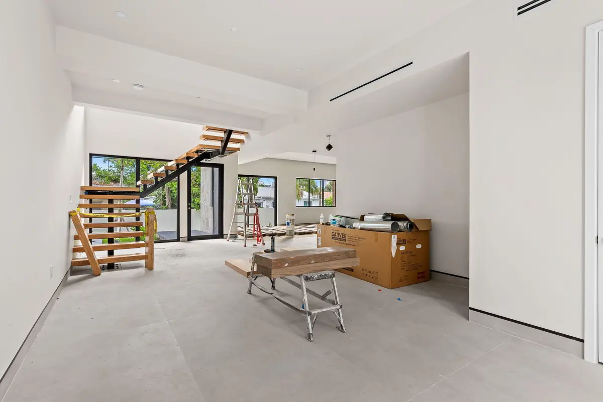 6-web-or-mls-_BWP7605 at 855 SW 14th Court 855, Fort Lauderdale