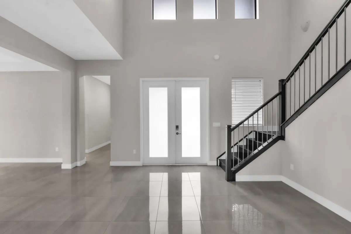 #6 Foyer at 10675 Coral Street, Parkland