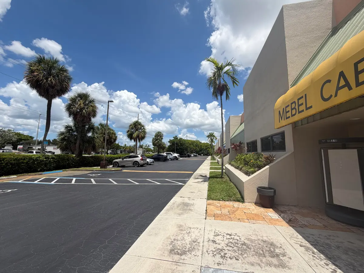 IMG_0154 at 1800 N Powerline Road 9-11, Pompano Beach
