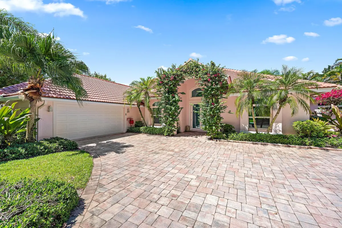 18504 SE Heritage Oaks Lane Front at 18504 SE Heritage Oaks Lane, Jupiter