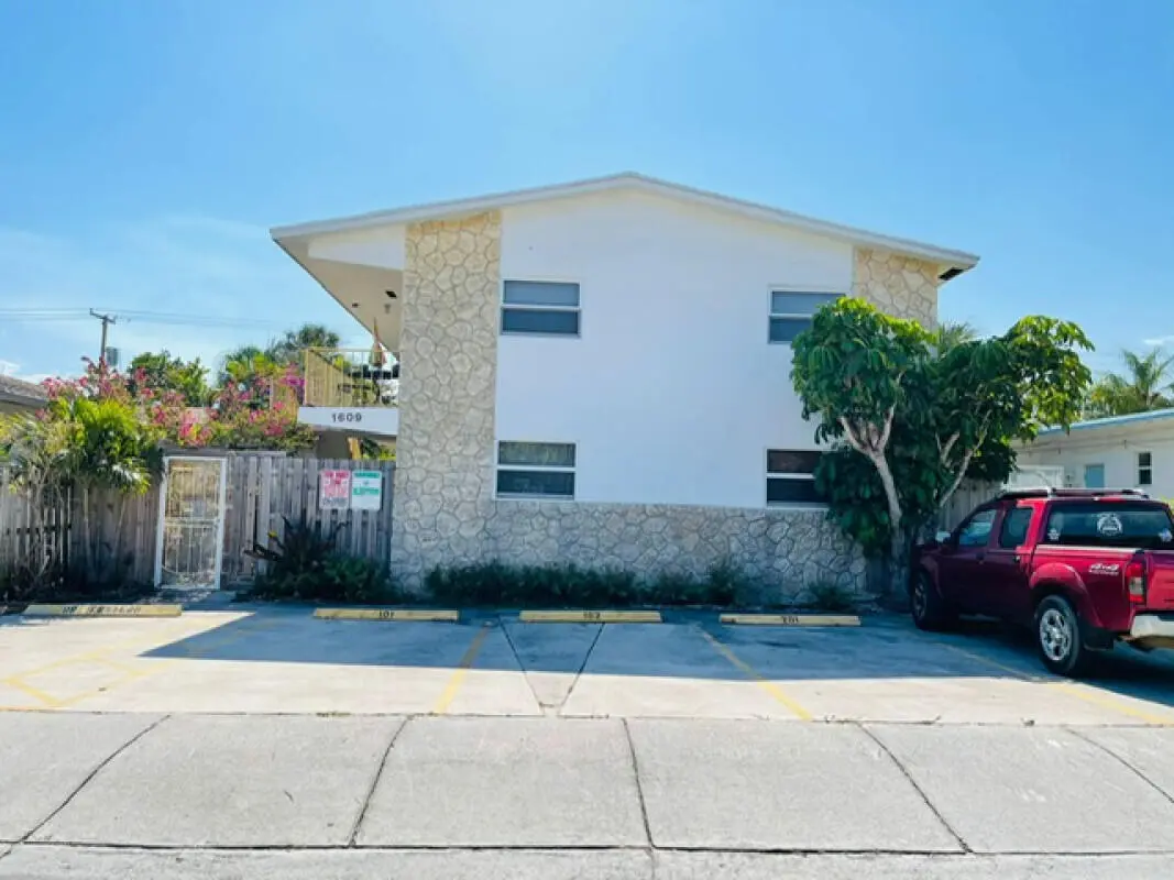 76e76aac-6997-4b4f-ac5a-12afc9e0657dJPG at 1609 S Federal Highway 103, Lake Worth Beach