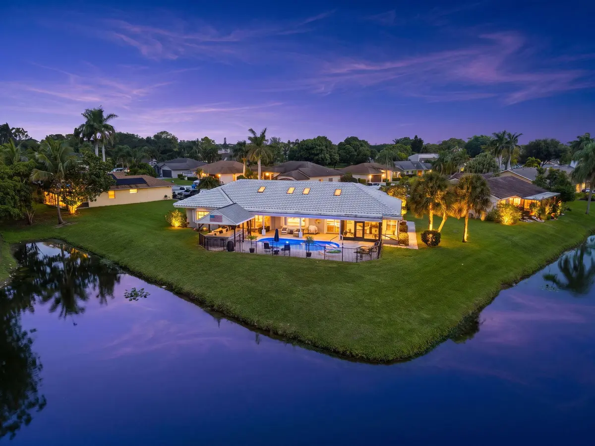 1-web-or-mls-IMG_8657 at 118 ELYSIUM Drive, Royal Palm Beach