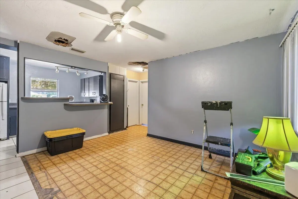 08-0B2A5372 at 7902 HAMILTON Avenue, Fort Pierce