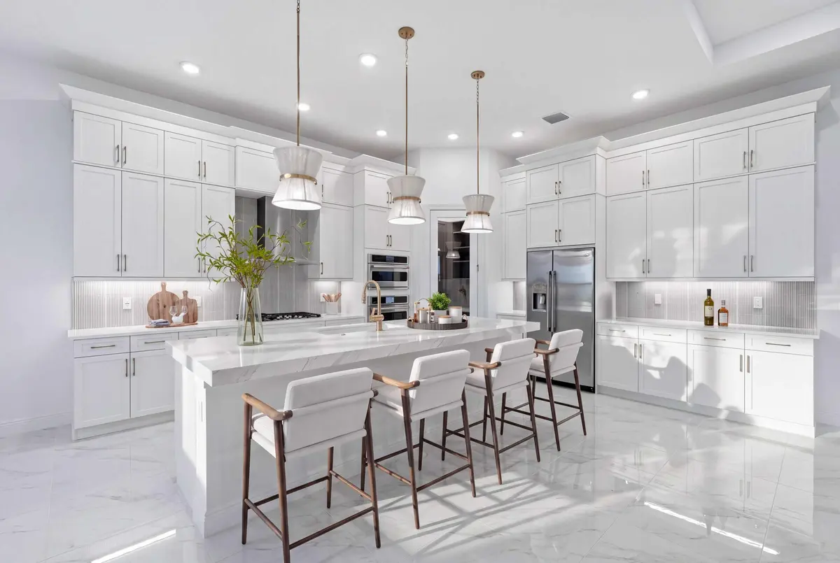 Staged at 5374 Saint Armands Way, Westlake