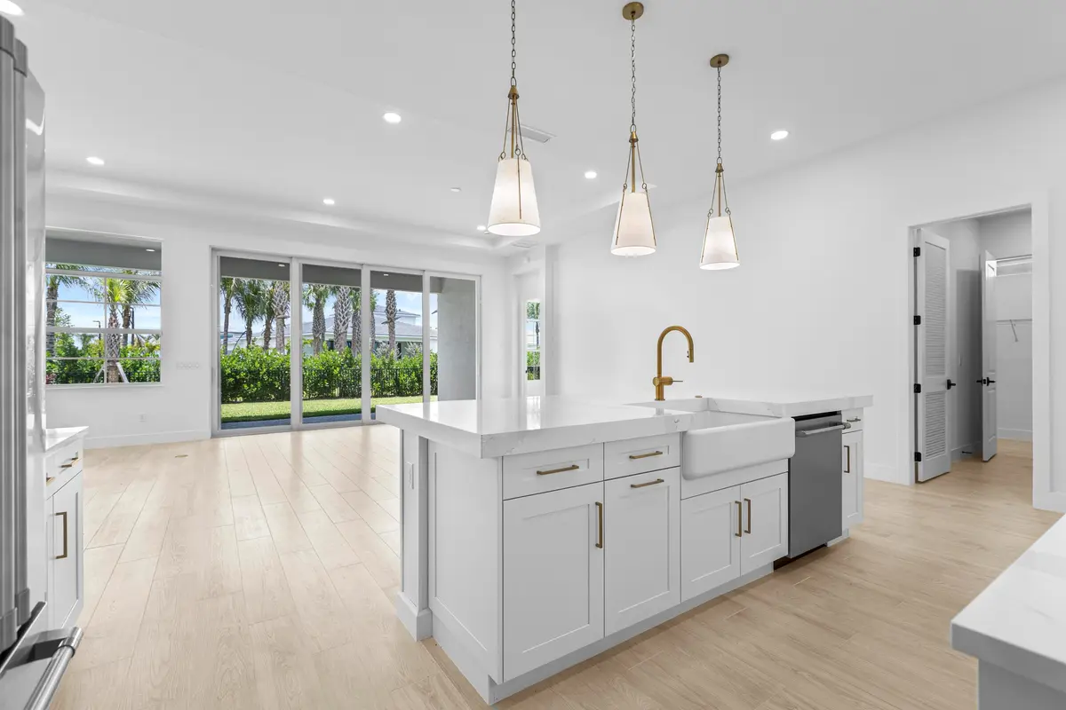 Kitchen at 14019 Bastille Street, Palm Beach Gardens