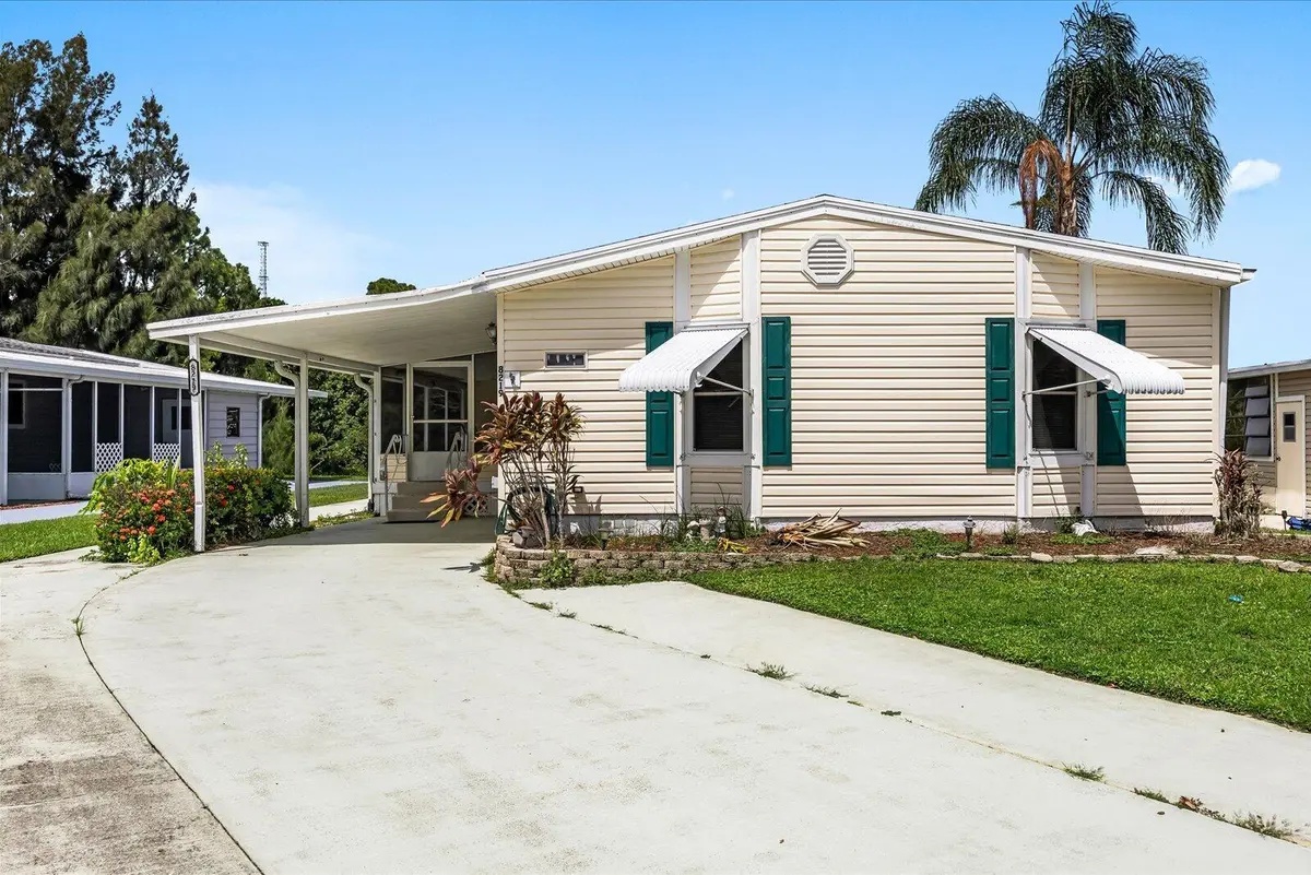02-cin in-32 at 8219 Cinnamon Lane, Port St. Lucie