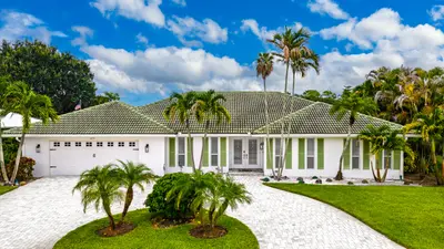 3273 SE FAIRWAY, Stuart – Single Family Residence for sale