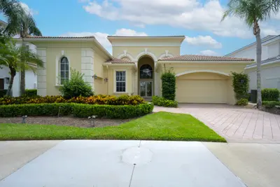 118 MONTE CARLO Drive, Palm Beach Gardens – sold