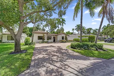1424 NE 16TH Avenue, Fort Lauderdale – sold