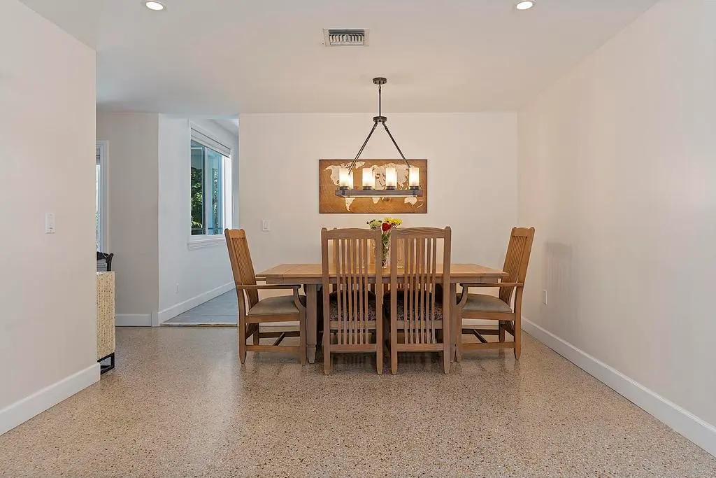 1106 N Lakeside Dr Lakeworth - 190 at 1106 N Lakeside Drive, Lake Worth Beach