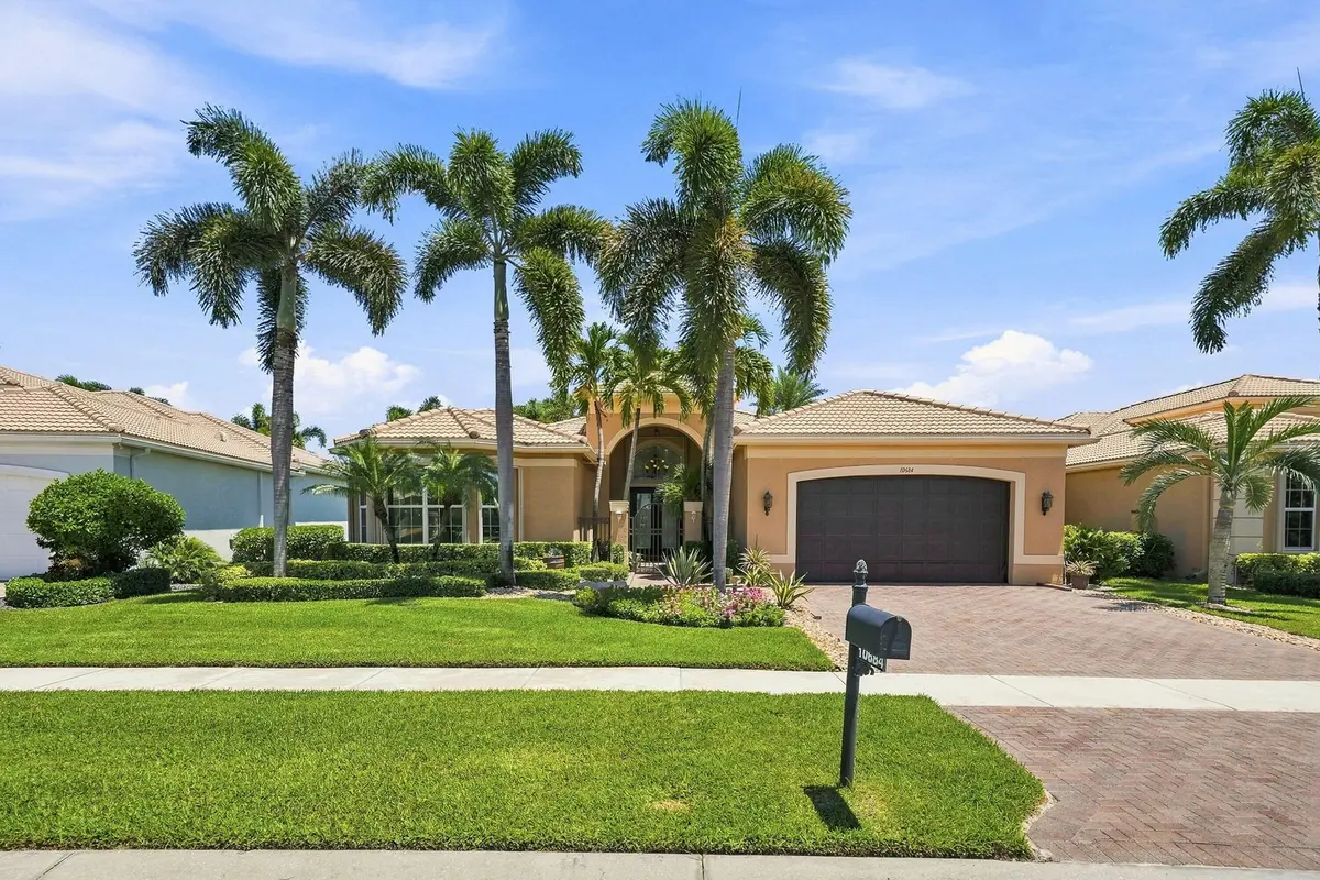 03_front at 10684 Whitewind Circle, Boynton Beach