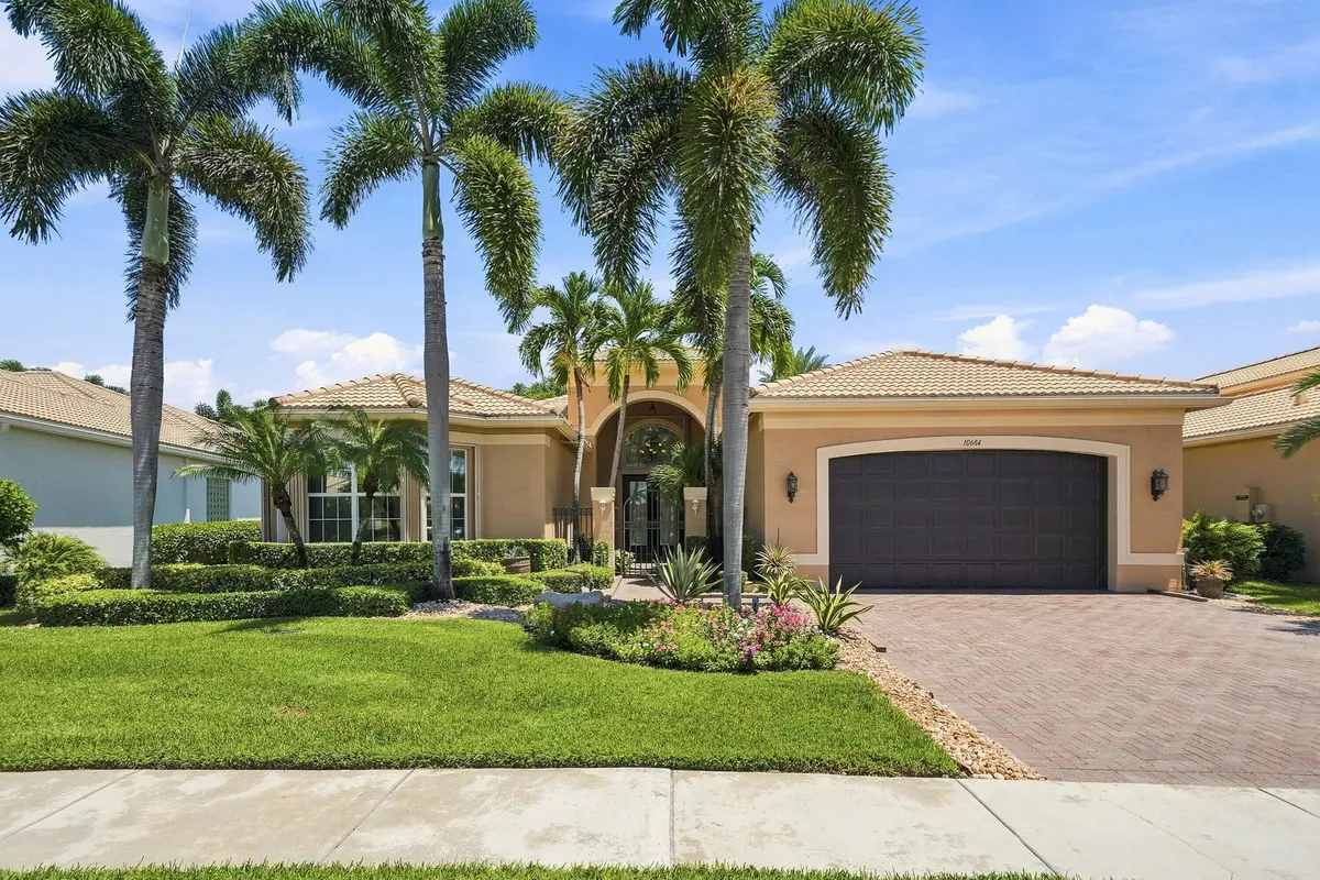04_front at 10684 Whitewind Circle, Boynton Beach
