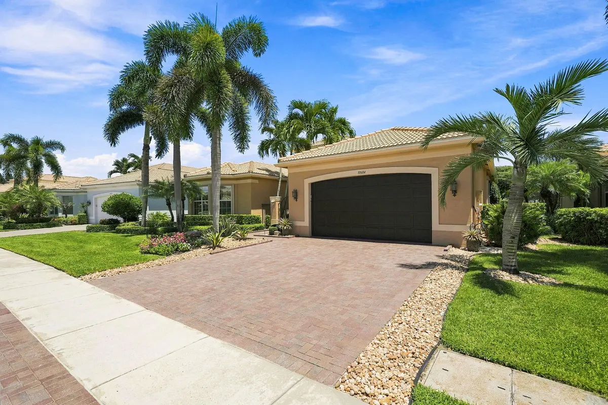 05_front at 10684 Whitewind Circle, Boynton Beach