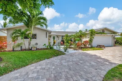 1066 SW 25TH Way, Boynton Beach – Single Family Residence for rent