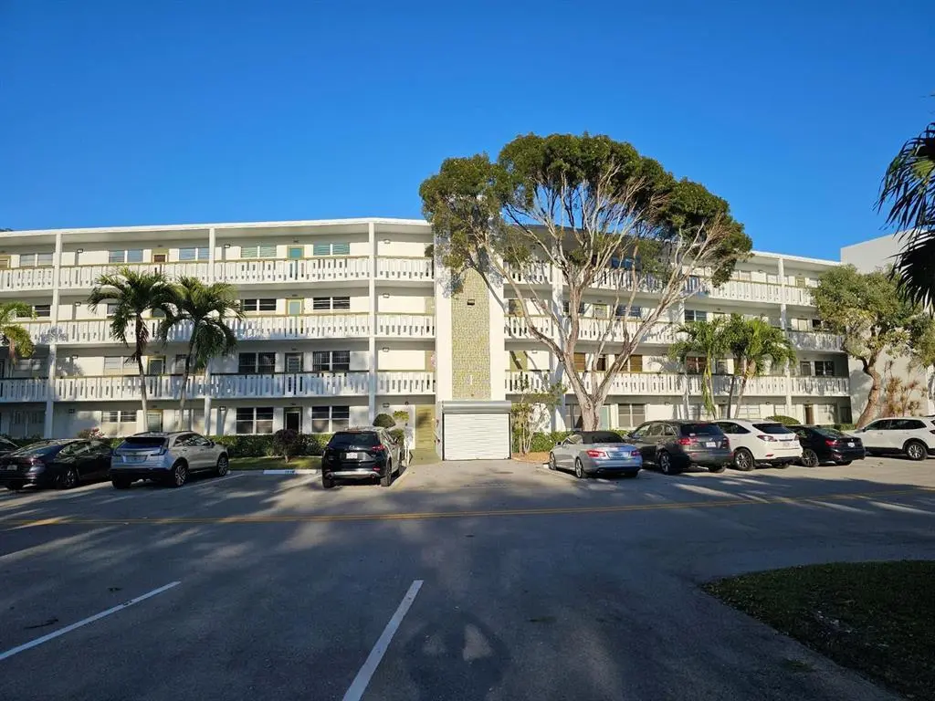 BLD at 4015 LYNDHURST I, Deerfield Beach