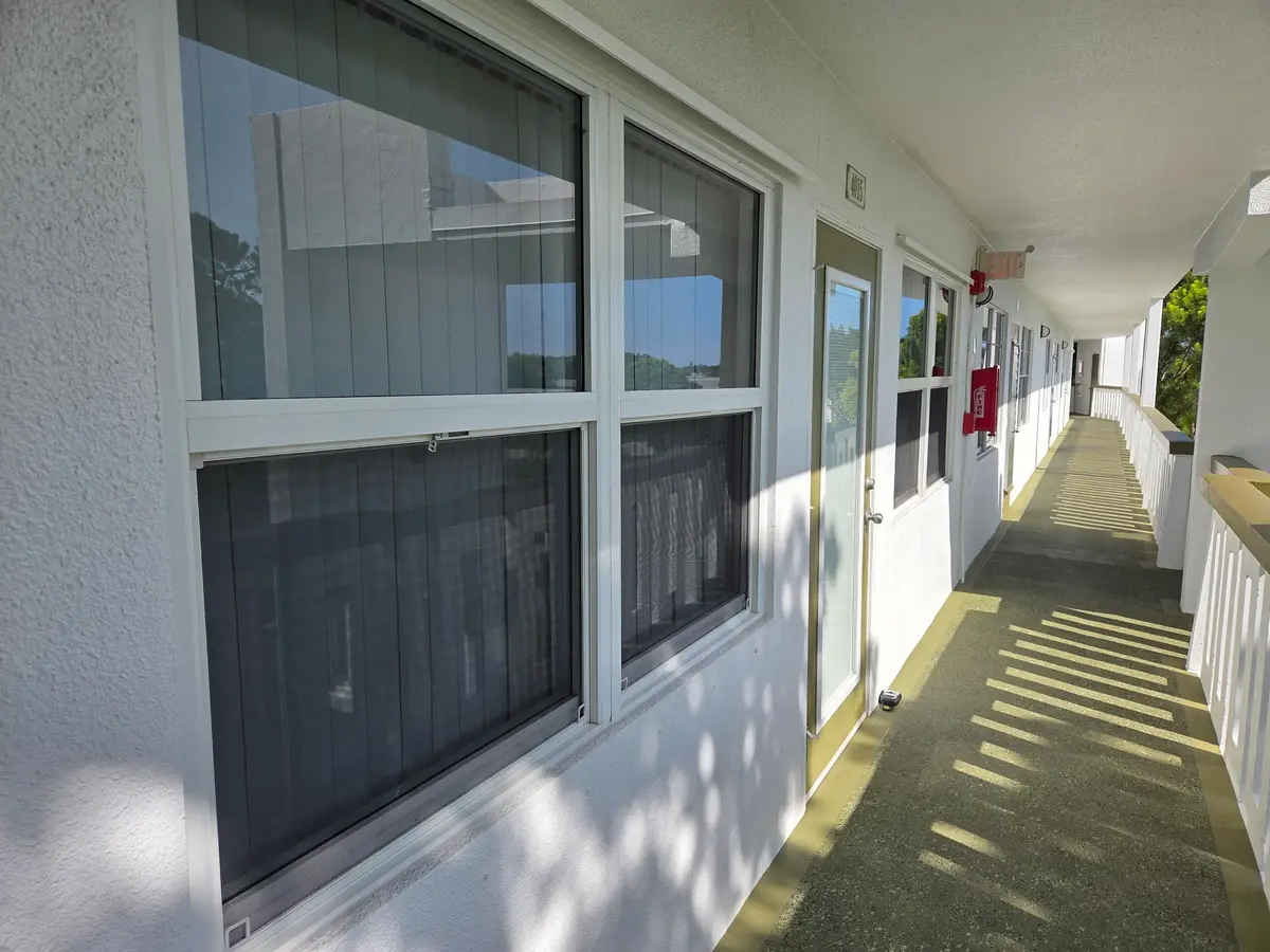 FRONT at 4015 LYNDHURST I, Deerfield Beach