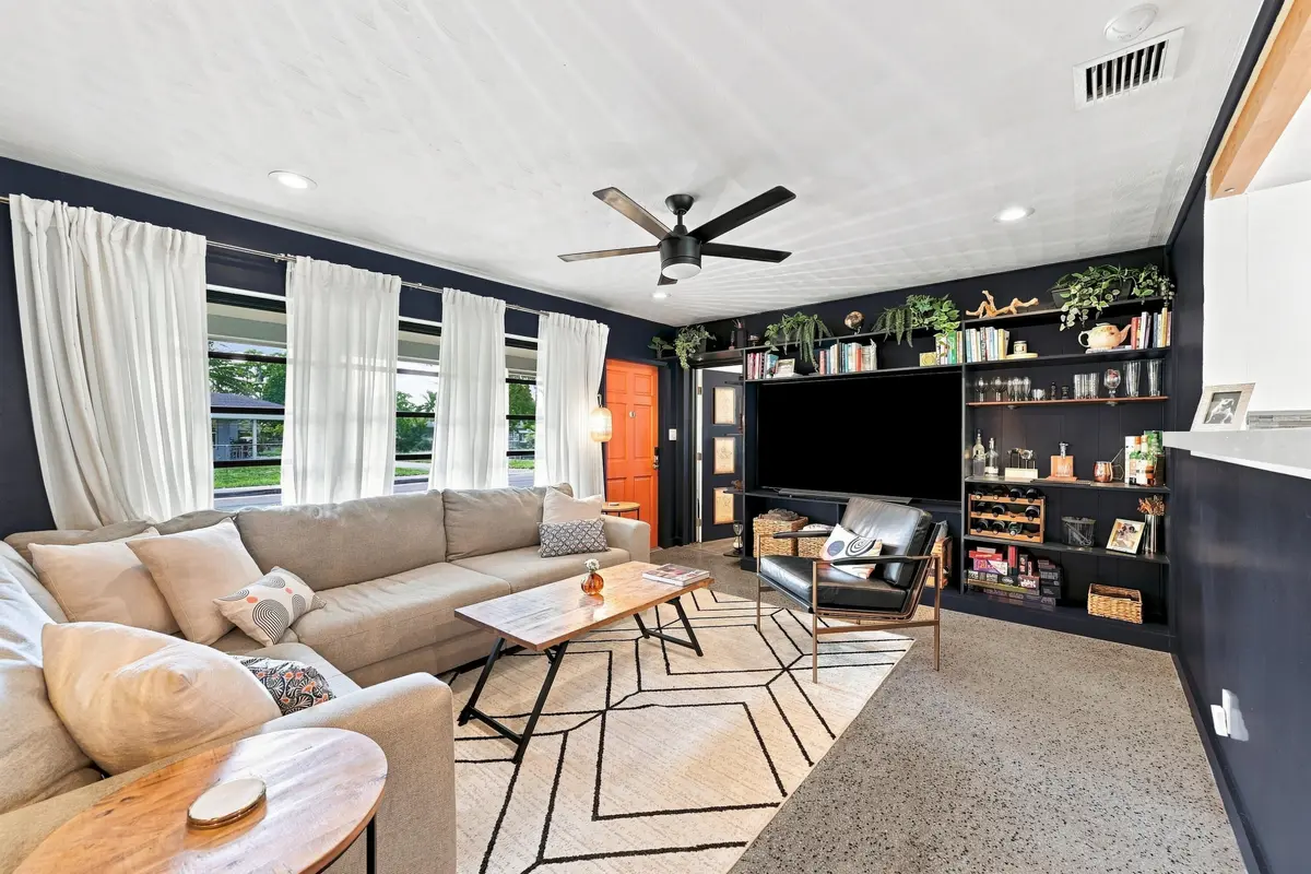 18_living room at 496 NW 47TH Court, Oakland Park