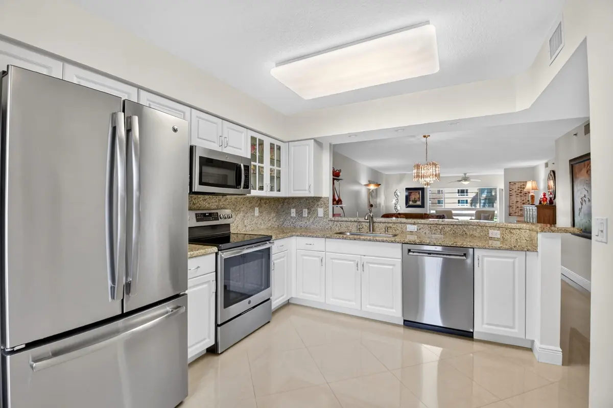 8-web-or-mls-DSC_6417 at 12511 Imperial Isle Drive 205, Boynton Beach