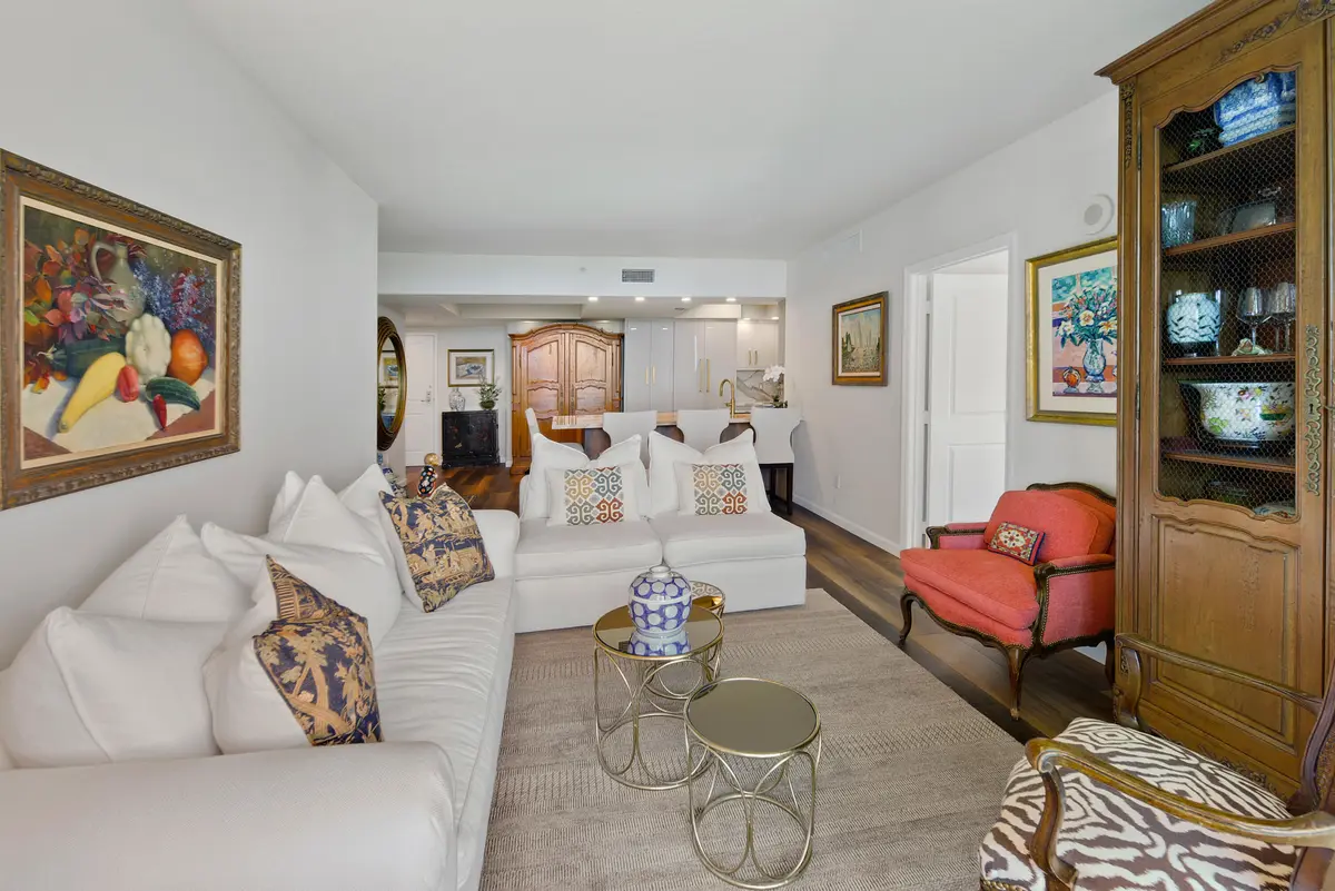 Living Room at 403 S SAPODILLA Avenue 501, West Palm Beach