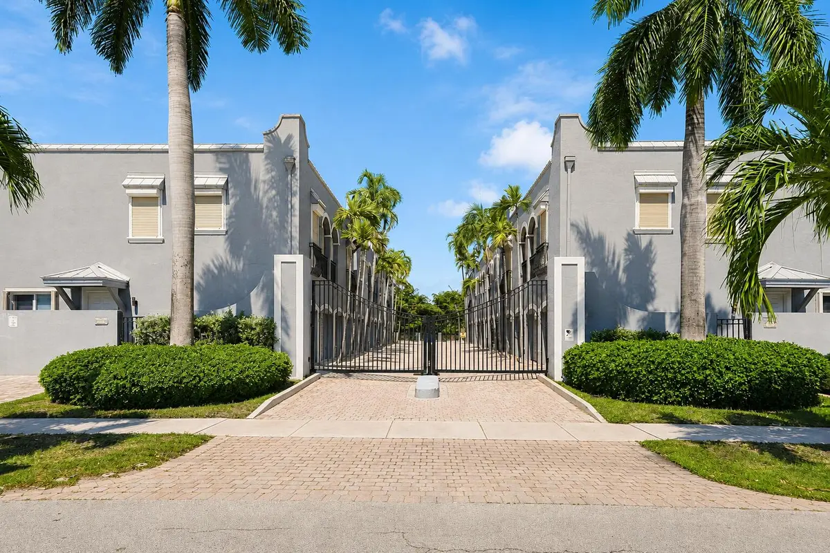 Entrance at 4619 Poinciana Street 7A, Lauderdale-By-The-Sea