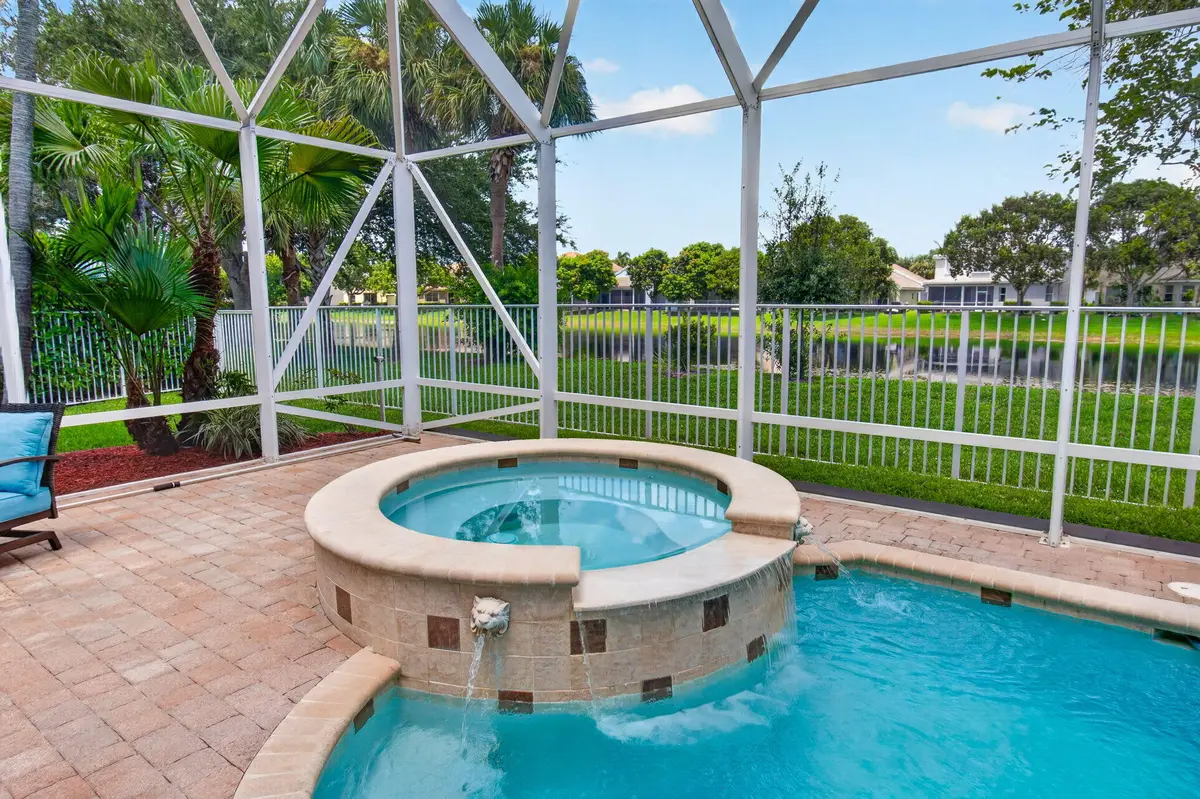 Raised Heated Spa at 1183 Canyon Way, Wellington