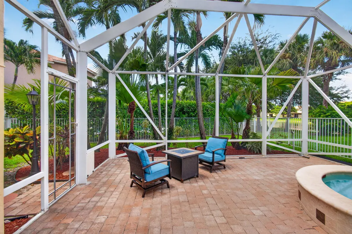Fully Screened at 1183 Canyon Way, Wellington