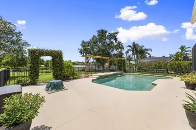 2182 SW Dove Canyon Way, Palm City – Single Family Residence for sale