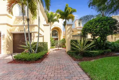 2183 Widener Terrace, Wellington – Single Family Residence for rent