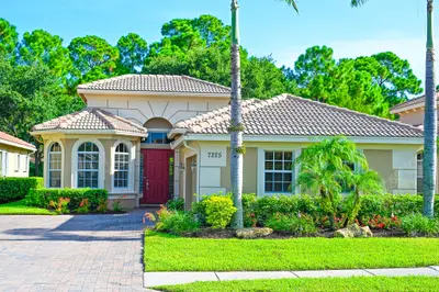 7225 Maidstone Drive, Port St. Lucie – Single Family Residence for sale