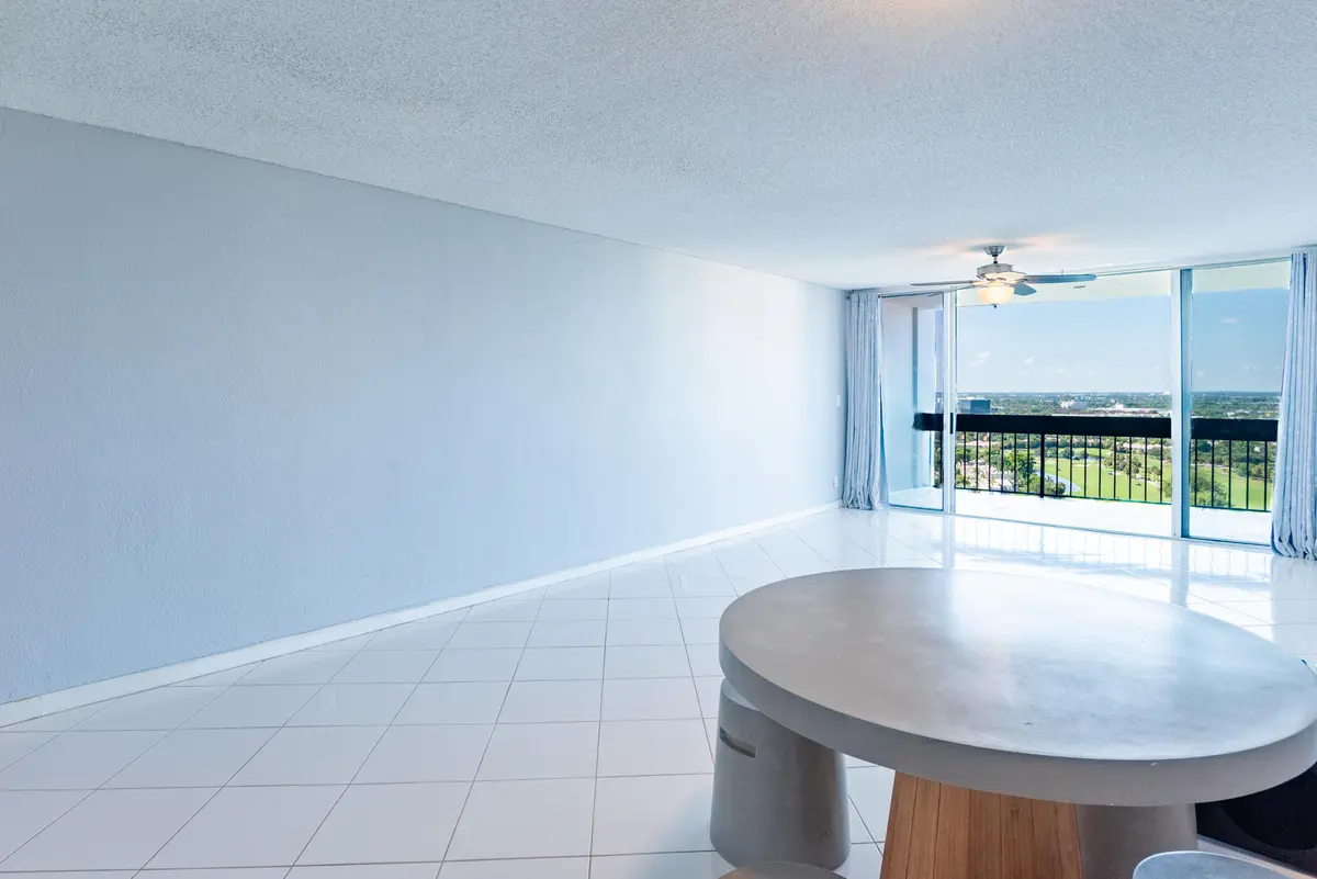 © Clark- 2400 Presidential Way PH6-004 at 2400 PRESIDENTIAL Way PH6, West Palm Beach